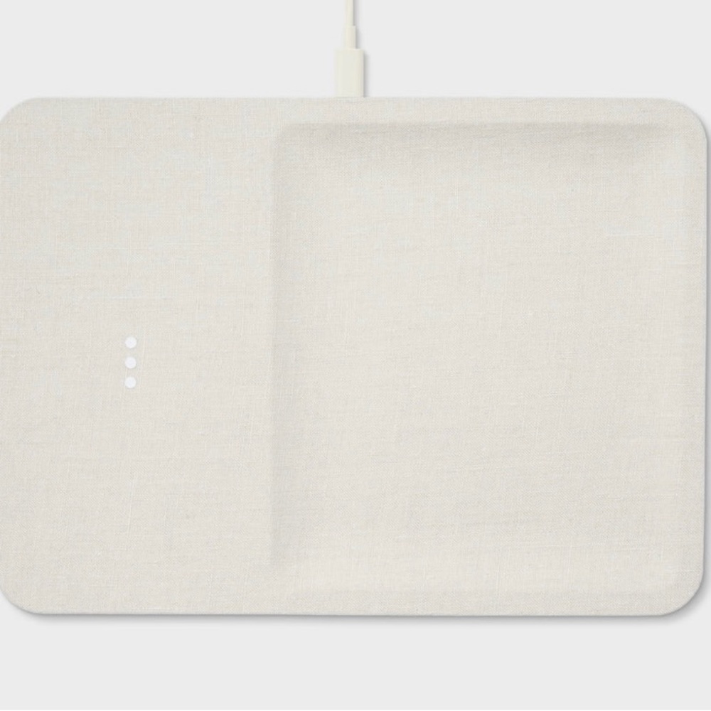 Courant Catch 3 Essentials Charger